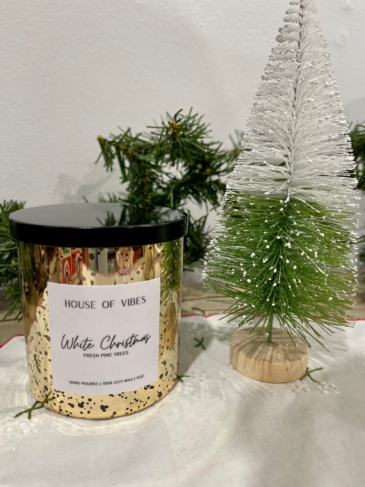 White Christmas 9oz Candle